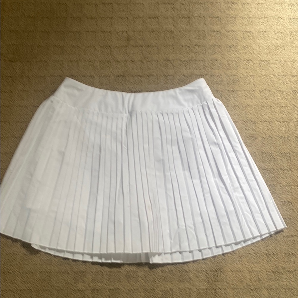 Mondetta White Pleated Mini Skirt Resort Wear